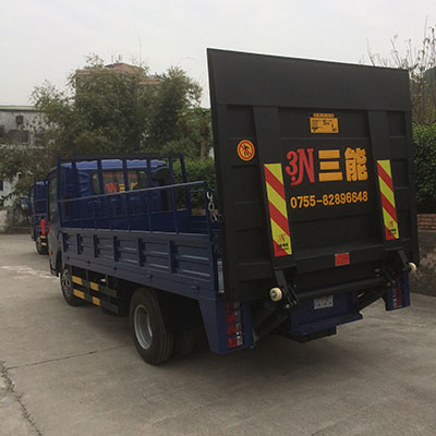 卡車(chē)升降尾板，提高運(yùn)輸效率與安全性的關(guān)鍵工具
